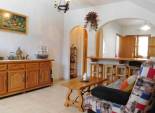 Herverkoop - Rijwoning -
Torrevieja - Lago Jardin