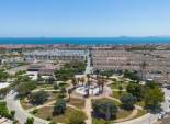 Herverkoop - Geschakelde Villa -
Orihuela - Vistabella Golf