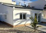 Herverkoop - Geschakelde Villa -
Ciudad Quesada - Rojales - Rojales