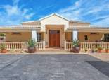 Herverkoop - Vrijstaande woning / Villa -
Almoradí - Heredades