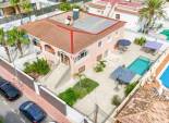 Resale - Semi - Detached Villa -
Punta Prima