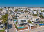 Herverkoop - Vrijstaande woning / Villa -
Orihuela - Vistabella Golf
