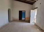 Resale - Finca   -
Torremendo