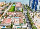 Resale - Semi - Detached Villa -
Punta Prima